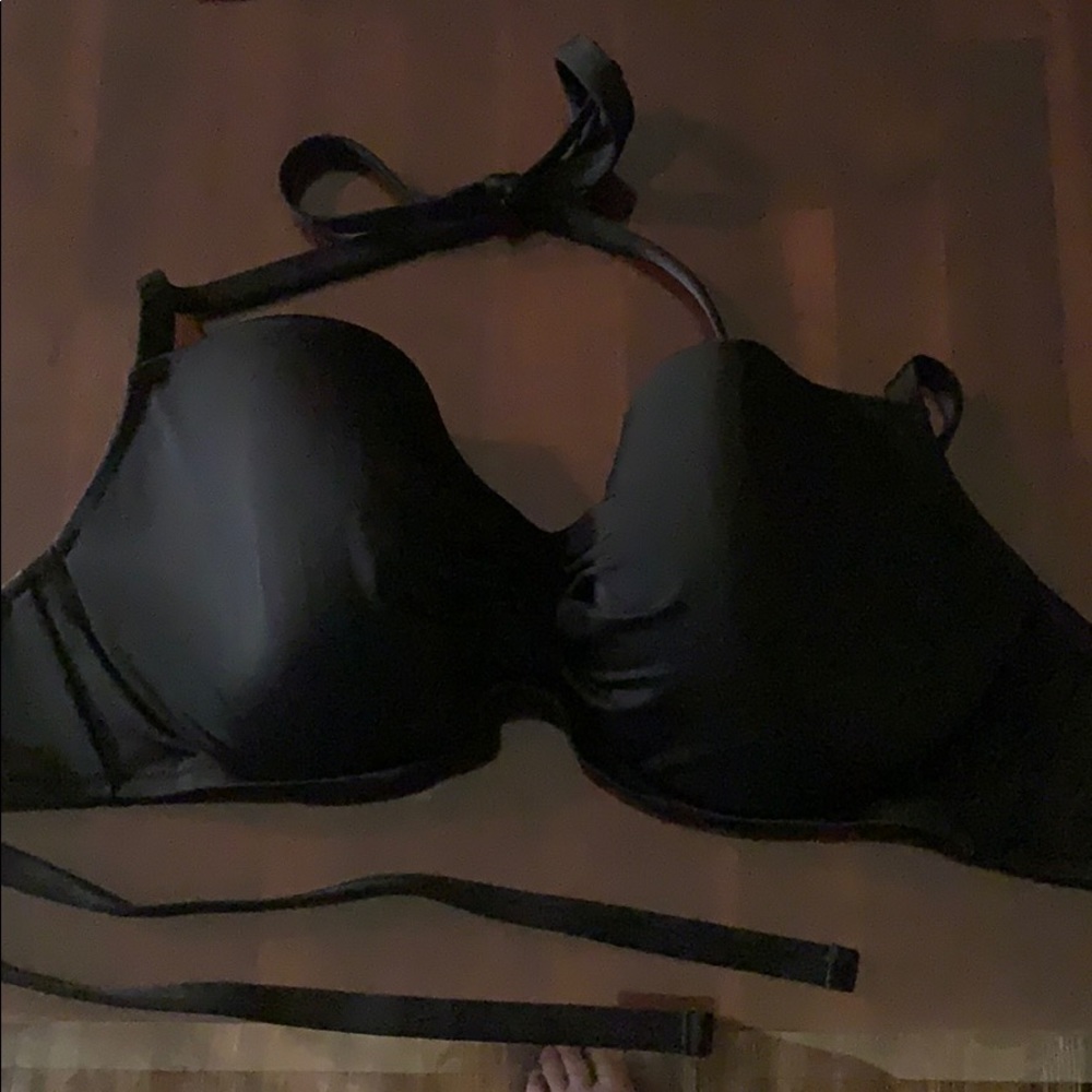 Black shade & shore halter tie back bikini top